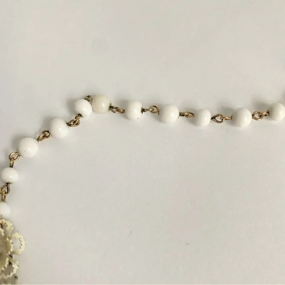 Vintage Floral Necklace Clear Rhinestone Flower Dainty Spring 50s Retro Feminine